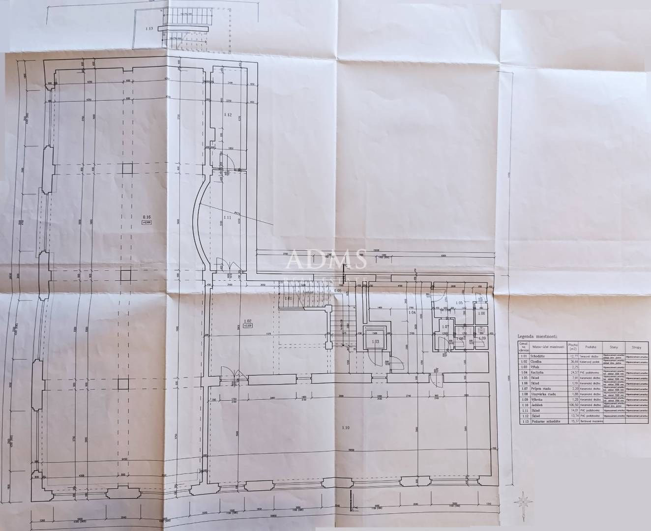 Multifunctional building in the wider city center of Martin
