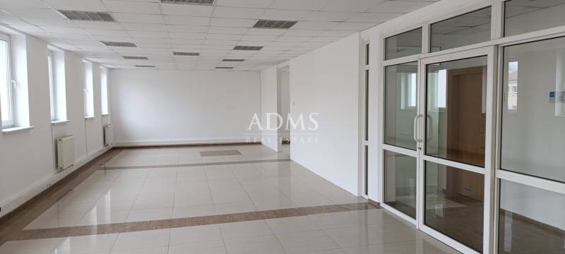 Rent Commercial premises, Commercial premises, Kysucké Nové Mesto, Slo