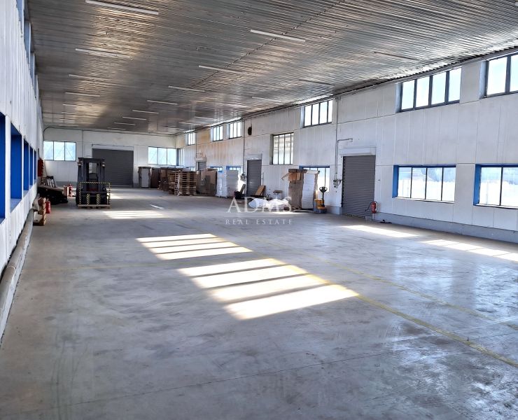 Sale Storehouses and Workshops, Storehouses and Workshops, Robotnícka,