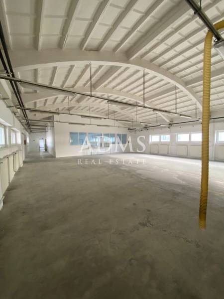 Production and storage hall C Žilina